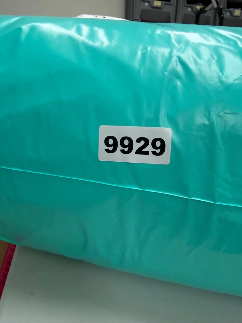 NWT Quince White Premium Down Comforter All Season full/ queen 9929